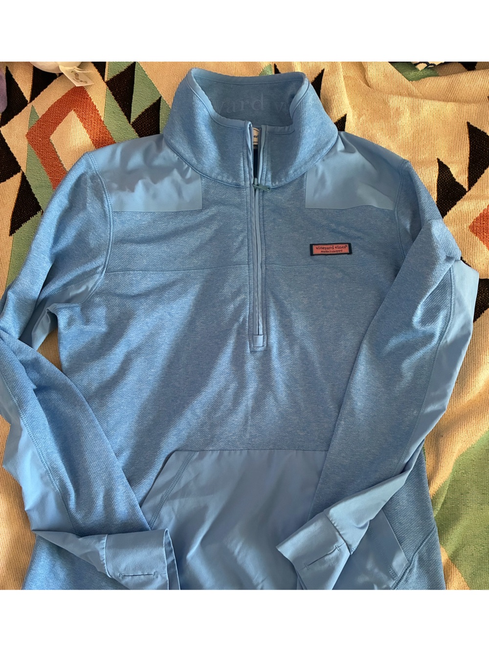 Ladies Vineyard Vines XL Performance long sleeve Quarter Zip, light blue pockets